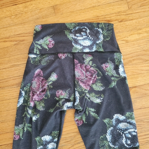 Lululemon Wunderunder Leggings - Picture 3 of 8